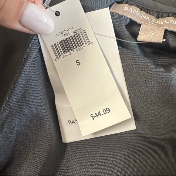 NWT Banana Republic Charcoal Gray Chiffon Halter Top Blouse. Size Small - Picture 8 of 13